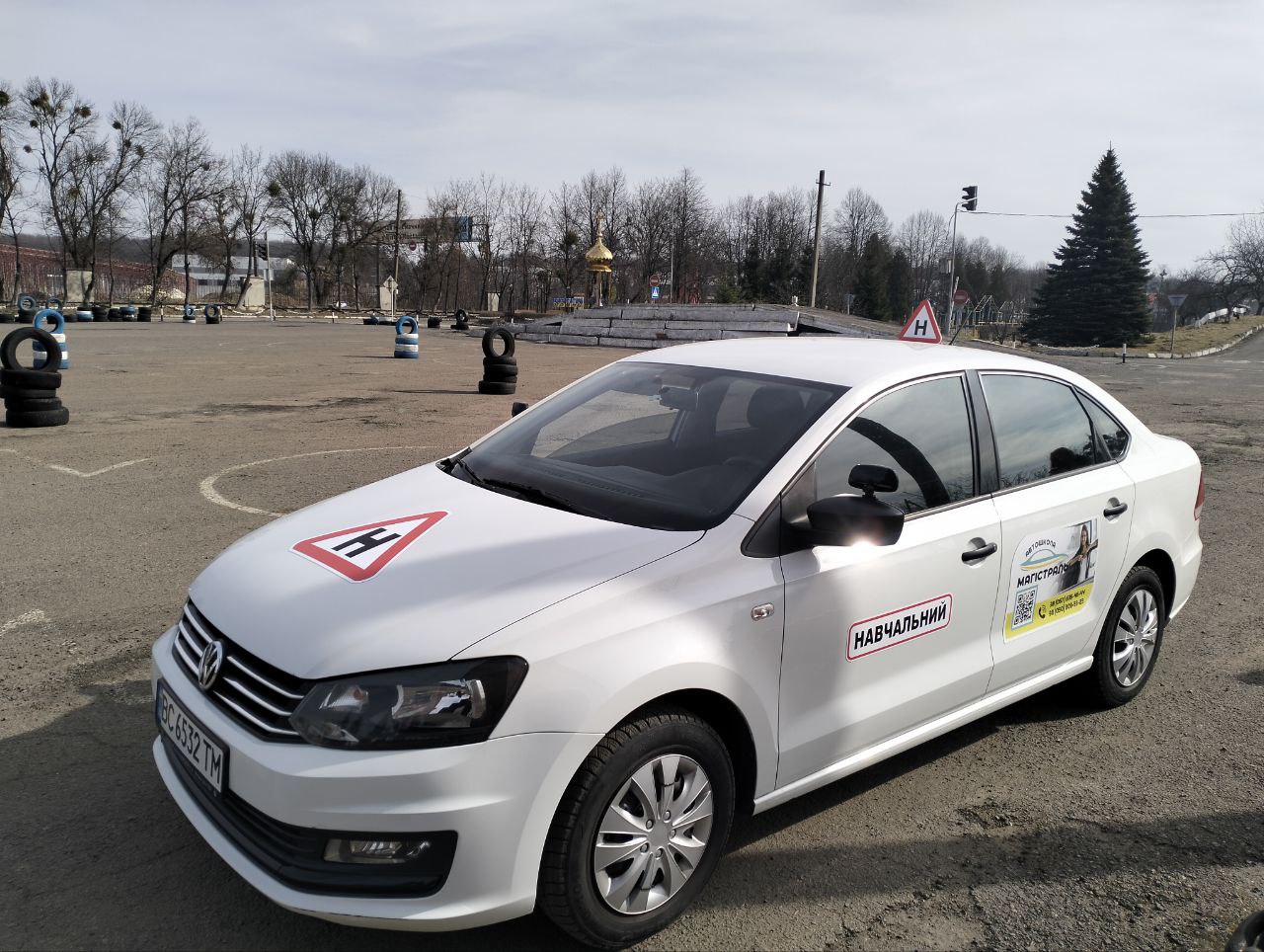 навчальний автомобіль автошколи Магістраль